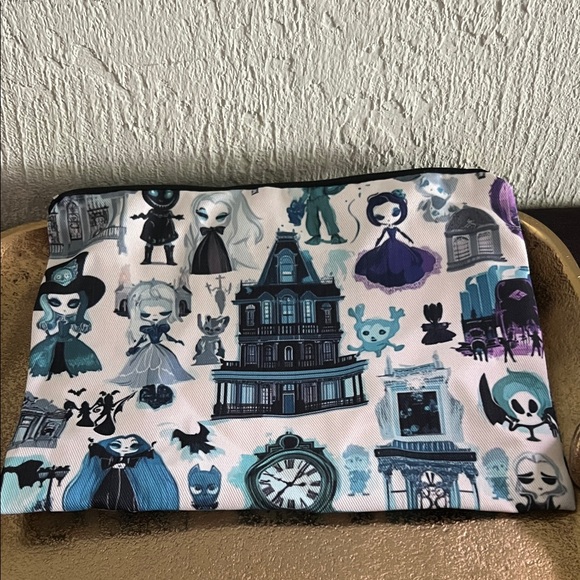 Haunted Mansion Home Print Bag Accessories - #1580** Halloween Mansion Home Make-Up Minnie Bag